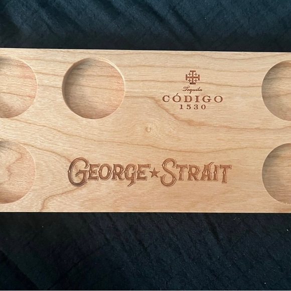George Strait Shotglass Holder - Picture 1 of 3